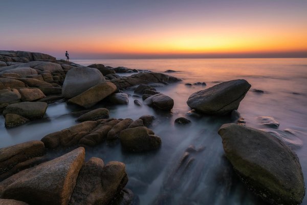 Comment organiser une visite des grottes marines en Croatie en kayak?